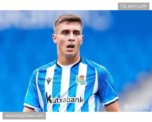 卡里卡布鲁怒斥主帅决策不满萨迪克替代登场引发皇社更衣室风波