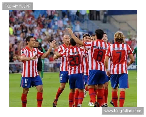 马竞球员实地探访体育城建设进度未来训练基地初见雏形